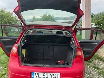 VW Golf V