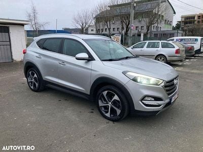 Second-hand Hyundai Tucson Premium 185 CP (136 kW) 2017 Culoarealbastru SUV