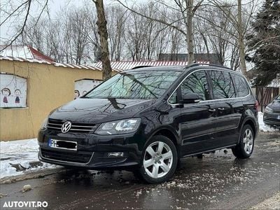 Second-hand VW Sharan Highline 140 CP (102 kW) 2012 Culoarenegru Monovolum