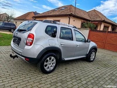Argintiu Utilizat 2014 Dacia Duster SUV | 8.290 EUR (Preț OK)