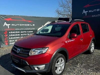 Second-hand Dacia Sandero Prestige 90 CP (66 kW) 2014 Culoarerosu