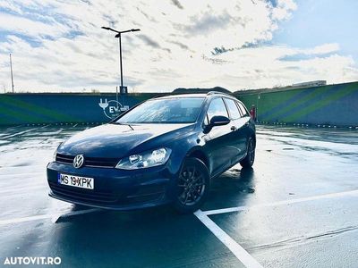 Albastru Utilizat 2013 VW Golf VII Comfortline Break | 6.400 EUR (Puțin scump)