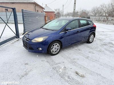 Culoarealbastru Utilizat 2012 Ford Focus Hatchback | 3.650 EUR (Preț OK)