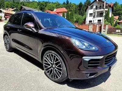 Maro Second-hand 2017 Porsche Cayenne SUV | 37.000 EUR