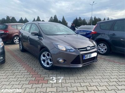 second-hand Ford Focus Turnier 1.6 TDCi DPF Start-Stopp-System SYNC Edition