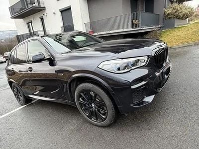 Second-hand 2022 BMW X5 SUV | 64.000 EUR