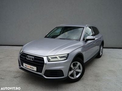 Second-hand Audi Q5 Design 190 CP (139 kW) 2018 Gri mediu  normal SUV