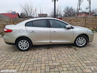 Second-hand Renault Fluence 110 CP (80 kW) 2010 Culoarebej Berlinǎ