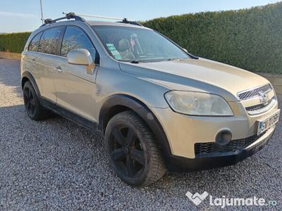 second-hand Chevrolet Captiva S10 2007 2.4 Benzina+GPL 4x4 AWD 7 Locuri