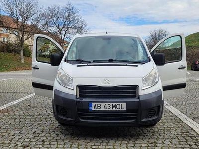 Culoarealb Second-hand 2015 Peugeot Expert Van | 6.400 EUR (Preț bun)