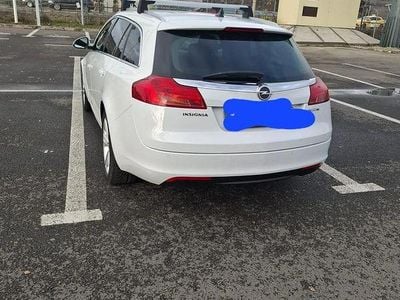Second-hand Opel Insignia Innovation 130 CP (95 kW) 2012 Culoarealb Break