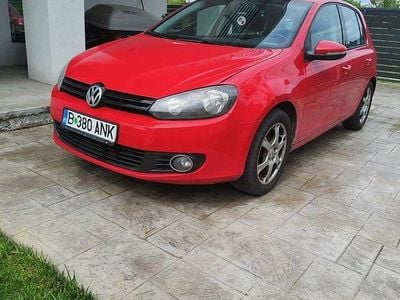 Culoarerosu Utilizat 2010 VW Golf VI Comfortline Hatchback | 4.000 EUR (Preț OK)