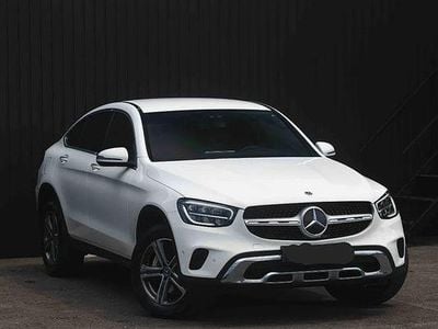 Second-hand Mercedes GLC350 AMG line 320 CP (235 kW) 2021 Culoarealb SUV