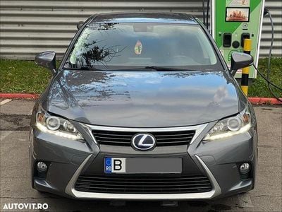 Lexus CT200h