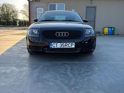 Culoarenegru Utilizat 2001 Audi TT Cabrio | 9.500 EUR