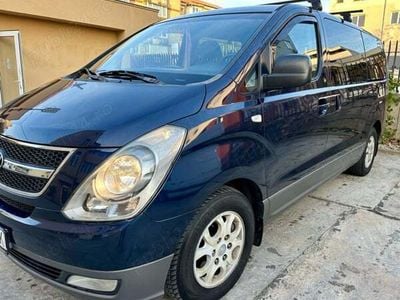 Albastru Utilizat 2009 Hyundai H-1 Monovolum | 5.450 EUR (Super Preț)