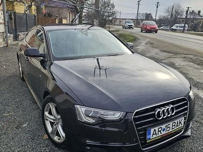 Second-hand Audi A5 S-Line 190 CP (139 kW) 2016 Culoarealbastru Coupe
