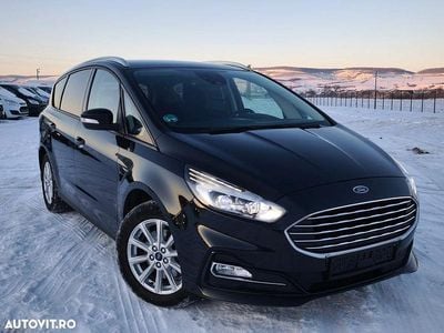 Second-hand Ford S-MAX Titanium 150 CP (110 kW) 2021 Culoarenegru Monovolum