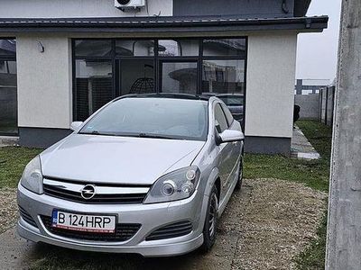 Second-hand Opel Astra Sport 140 CP (102 kW) 2006 Culoaregri Coupe