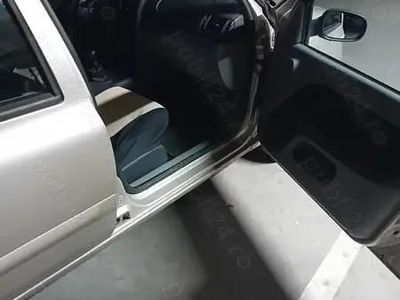 Utilizat 2009 Renault Clio II Berlinǎ | 9.000 EUR