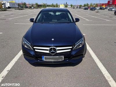 Culoarealbastru Utilizat 2015 Mercedes C220 Berlinǎ | 16.650 EUR (Puțin scump)