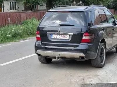 Mercedes ML320