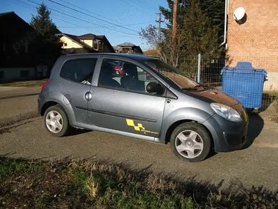 Utilizat 2008 Renault Clio II Berlinǎ | 1.690 EUR
