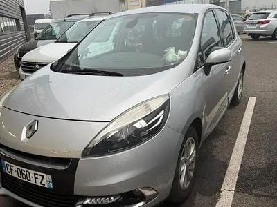 Second-hand Renault Scénic III 110 CP (80 kW) 2012 Monovolum