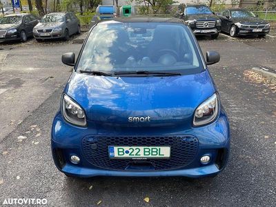 Culoarealbastru Utilizat 2021 Smart ForTwo Coupé Passion Hatchback | 12.000 EUR