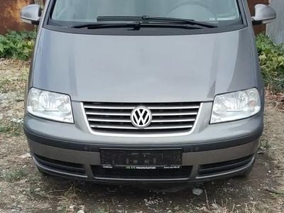VW Sharan