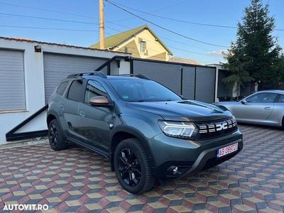 Culoareverde Utilizat 2024 Dacia Duster Extreme SUV | 23.990 EUR