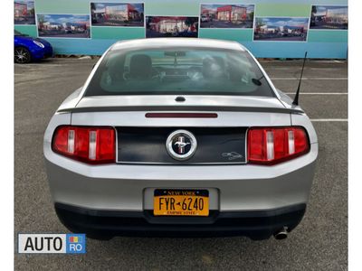second-hand Ford Mustang 61