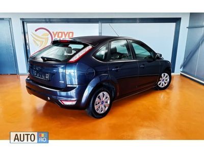 Albastru Utilizat 2008 Ford Focus Berlinǎ | 3.490 EUR (Scump)