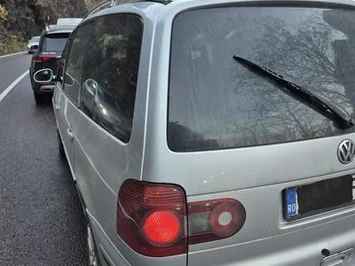 Utilizat 2009 VW Sharan Monovolum | 3.900 EUR (Preț OK)