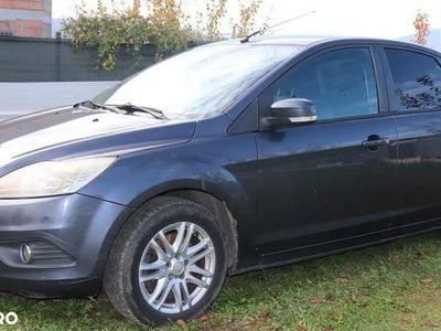 Culoaregri Utilizat 2008 Ford Focus Ghia Hatchback | 3.300 EUR (Puțin scump)