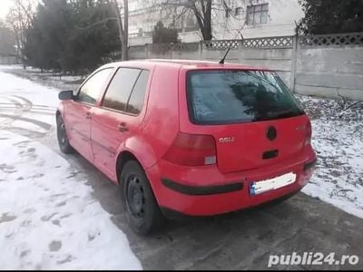Utilizat 2000 VW Golf IV Hatchback | 490 EUR (Preț bun)