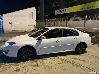 Second-hand Renault Laguna III GT 150 CP (110 kW) 2012 Alb Berlinǎ