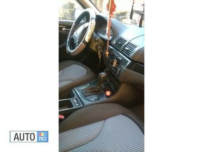 Utilizat 2002 BMW 320 Berlinǎ | 3.000 EUR