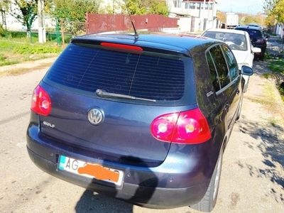 VW Golf V