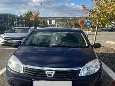 Utilizat 2010 Dacia Sandero Lauréate Hatchback | 12.200 EUR