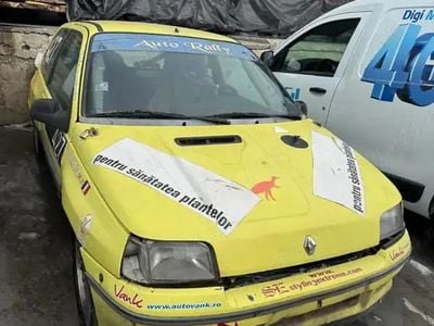 Second-hand Renault Clio 200 CP (147 kW) 1992 Coupe