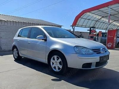 VW Golf V