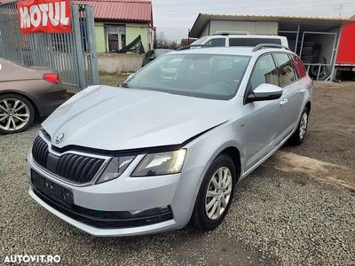 Culoaregri Utilizat 2017 Skoda Octavia Ambition Break | 3.500 EUR