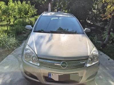 Utilizat 2007 Opel Astra Hatchback | 2.800 EUR