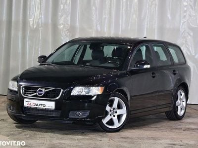 Second-hand Volvo V50 115 CP (84 kW) 2010 Culoarenegru Break