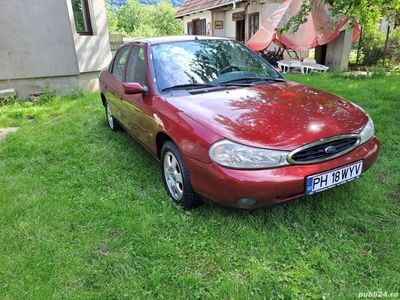 second-hand Ford Mondeo 1.8TD Model Ghia