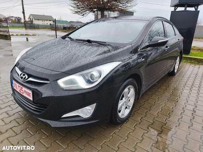 Second-hand Hyundai i40 Style 116 CP (85 kW) 2014 Culoarenegru Berlinǎ