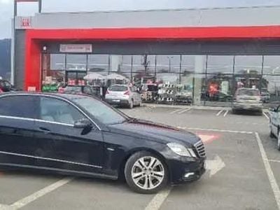 Second-hand Mercedes E220 170 CP (125 kW) 2010 Negru Berlinǎ