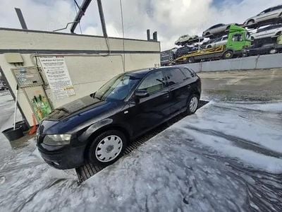 Second-hand Audi A3 105 CP (77 kW) 2005 Negru Hatchback