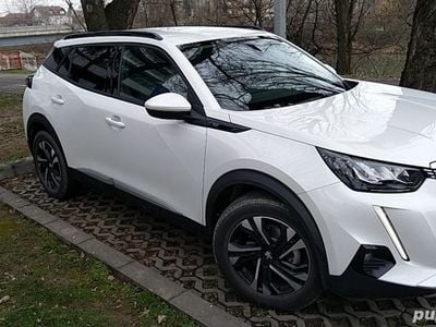 Second-hand Peugeot e-2008 Allure 100 kW (136 CP) 2021 SUV